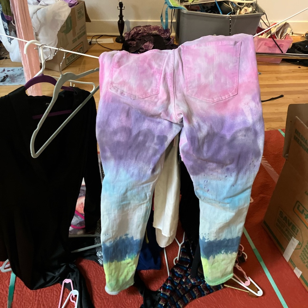 Tie die